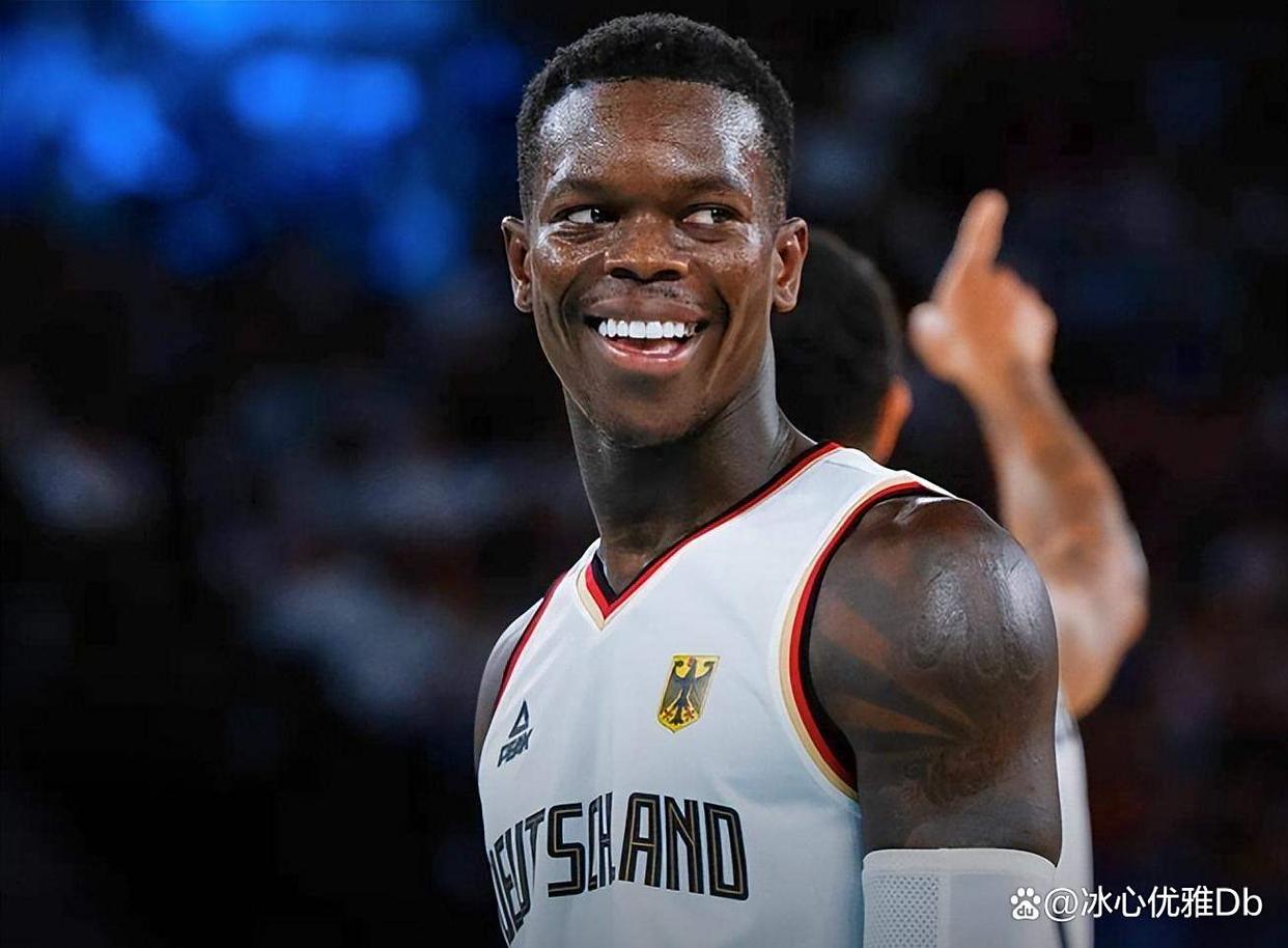 包含欧篮联倒计时，皇家社会集结日内部沟通，细节引发关注，气氛紧张，控场能力受关注的词条